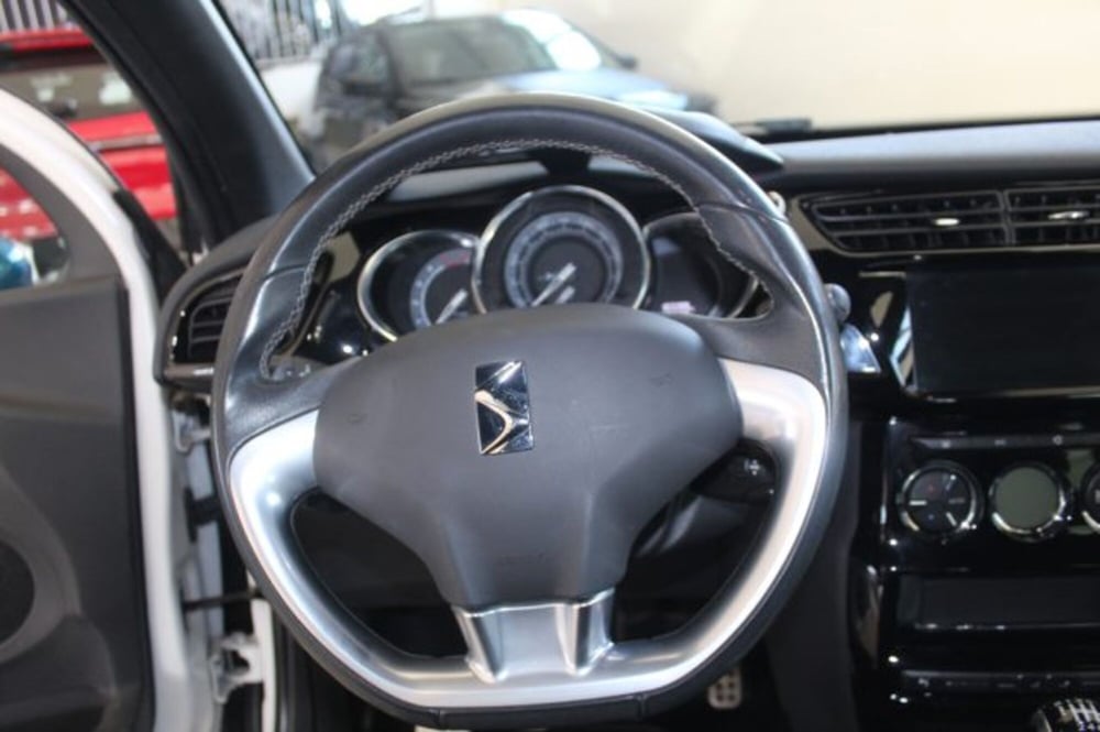 Ds DS 3 Cabrio usata a Terni (12)