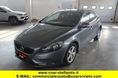 Volvo V40 D2 Kinetic del 2017 usata a Orvieto