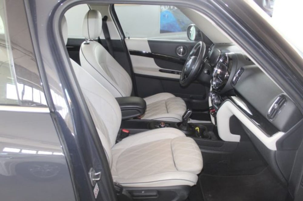 MINI Mini Countryman usata a Terni (8)