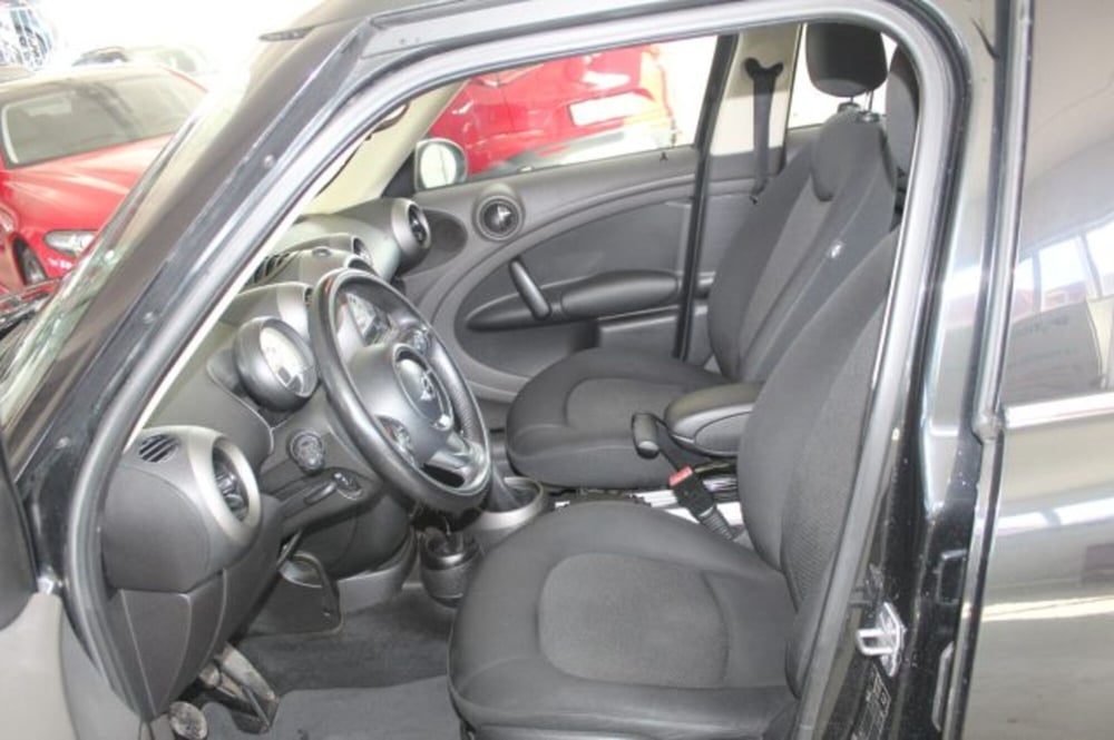 MINI Mini Countryman usata a Terni (7)