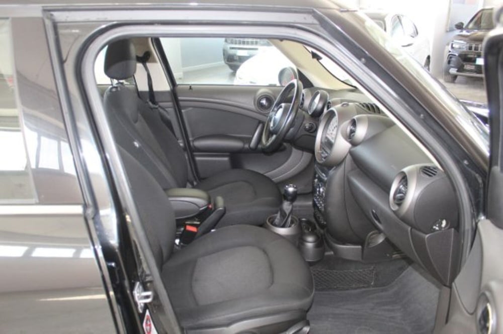 MINI Mini Countryman usata a Terni (8)