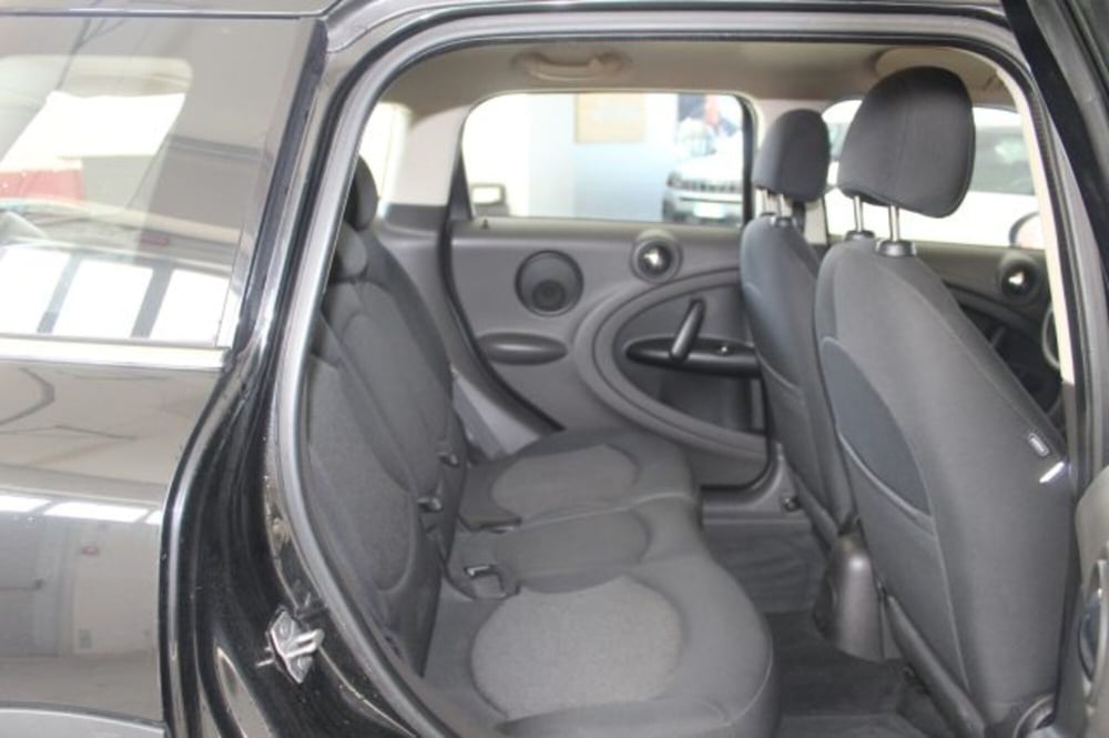 MINI Mini Countryman usata a Terni (9)