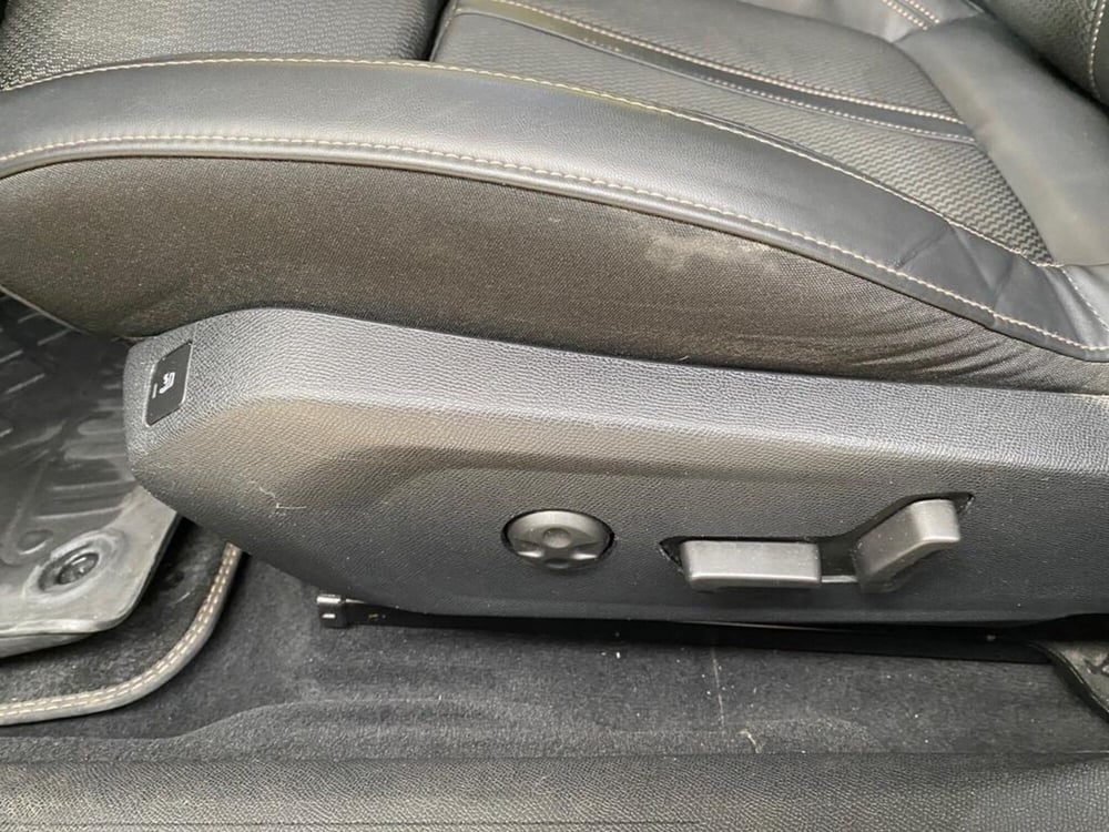 Peugeot 508 SW usata a Torino (13)