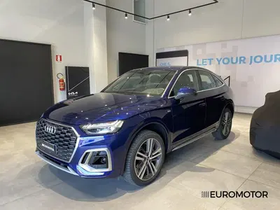 Audi Q5 40 2.0 tdi mhev 12V S line quattro s-tronic del 2021 usata a Modugno
