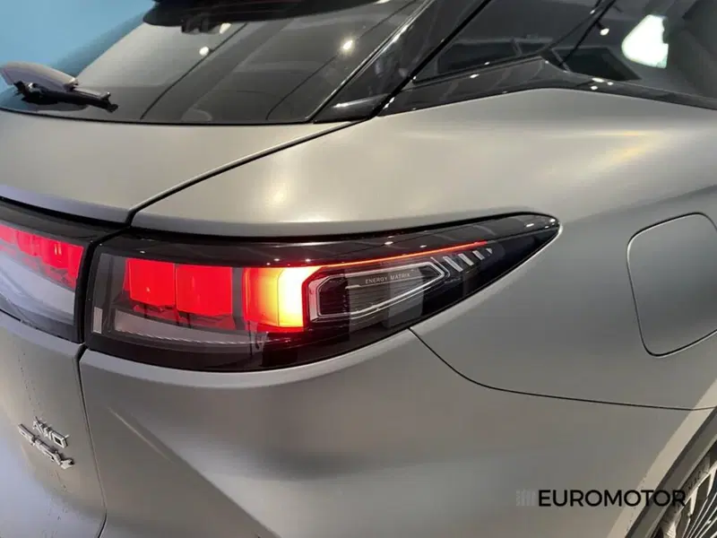 Omoda Omoda 9 SHS-P nuova a Bari (9)
