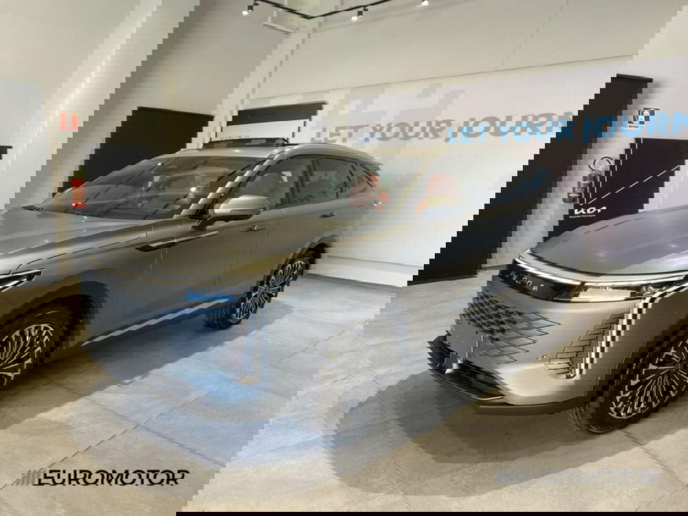 Omoda Omoda 9 SHS-P nuova a Bari