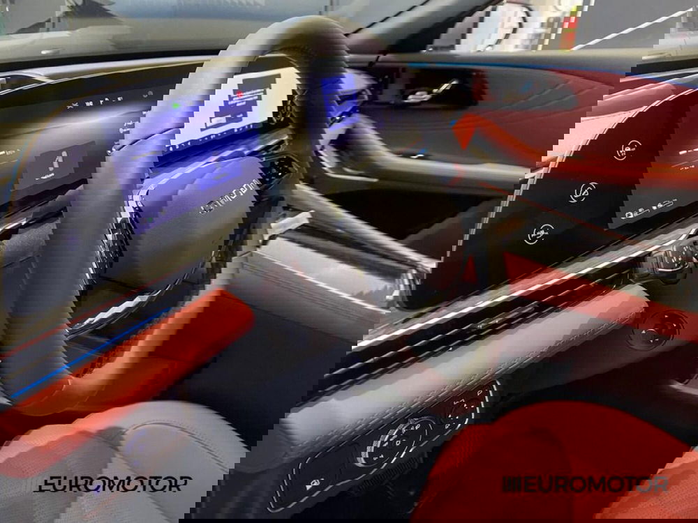 Omoda Omoda 9 SHS-P nuova a Bari (14)