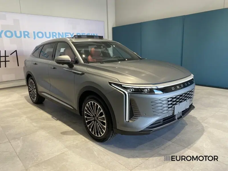 Omoda Omoda 9 SHS-P nuova a Bari (3)