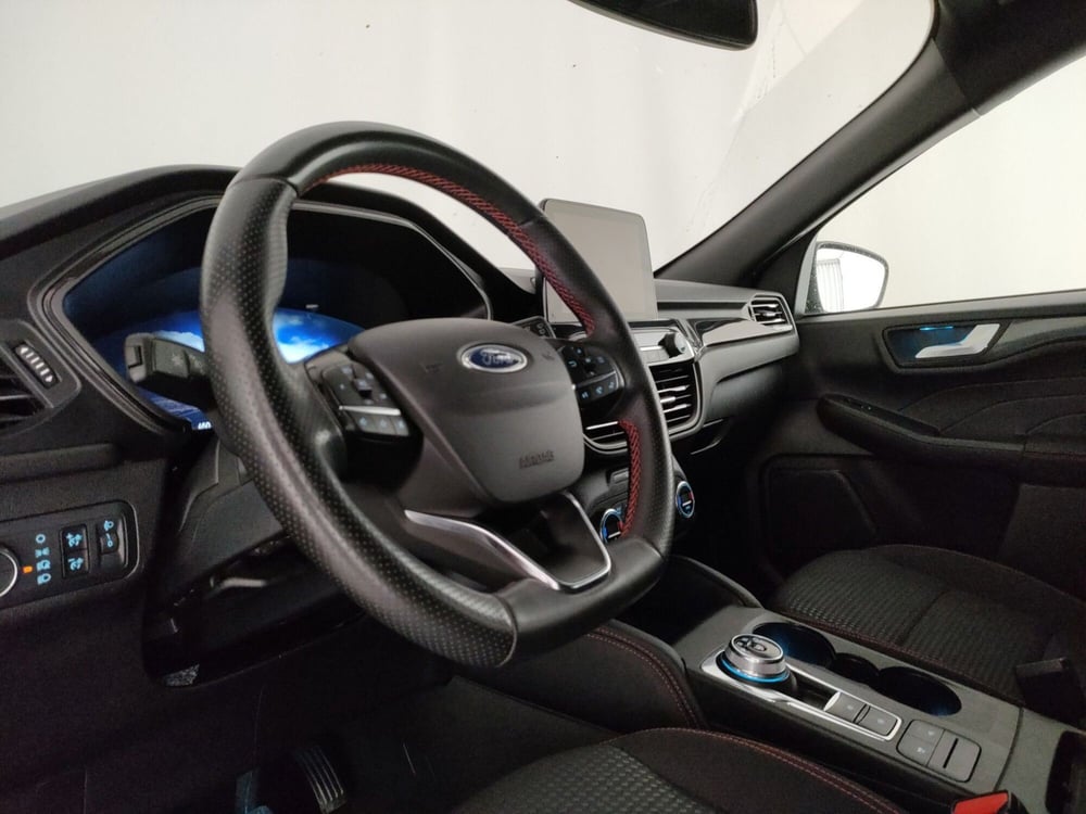 Ford Kuga usata a Roma (11)