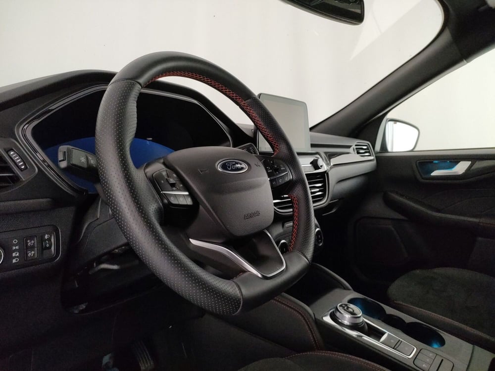 Ford Kuga usata a Roma (12)