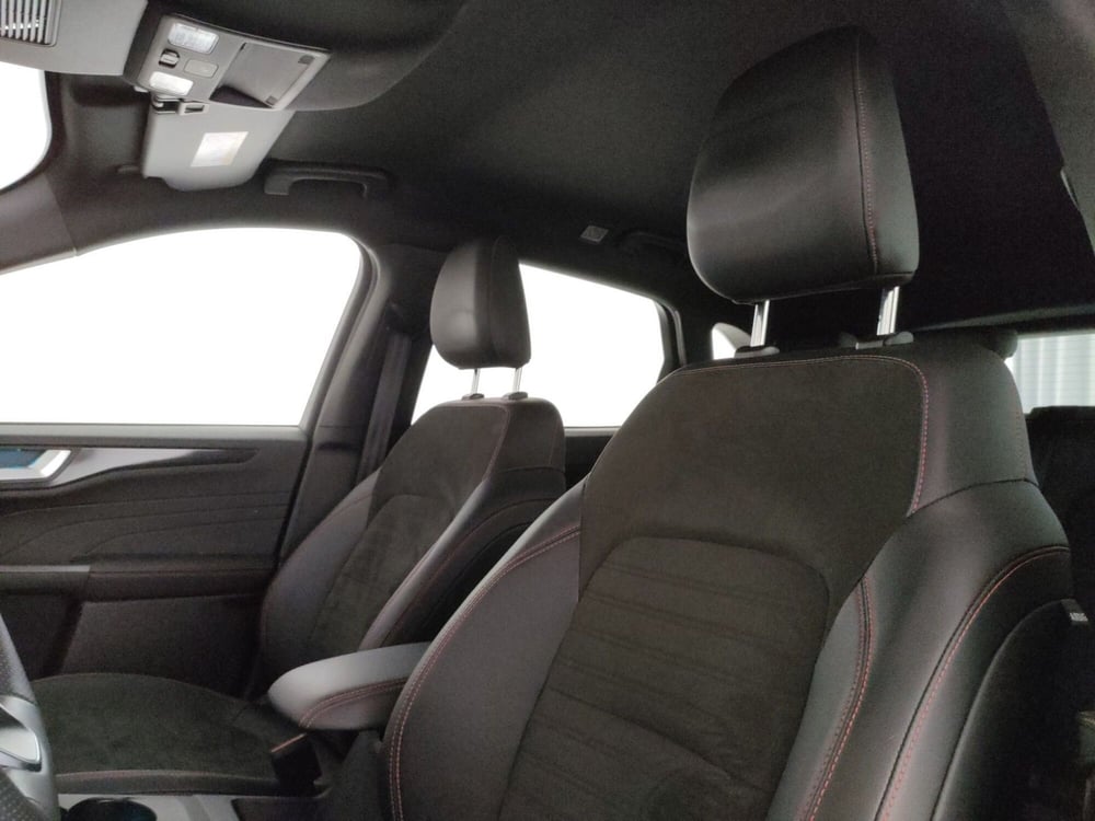 Ford Kuga usata a Roma (13)