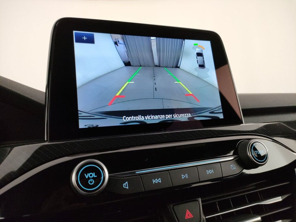 Ford Kuga usata a Roma (16)