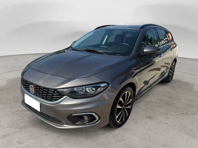 Fiat Tipo Station Wagon Tipo 1.6 Mjt S&amp;S SW Lounge del 2017 usata a Salerno