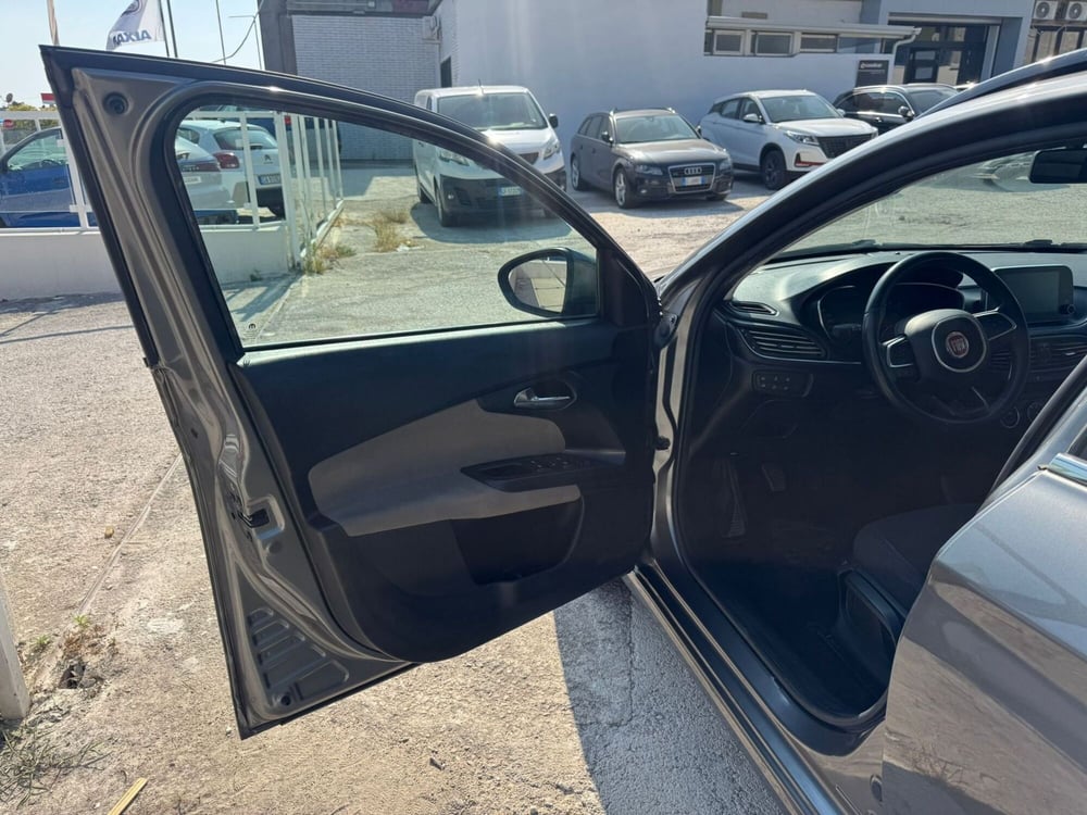 Fiat Tipo Station Wagon usata a Salerno (9)
