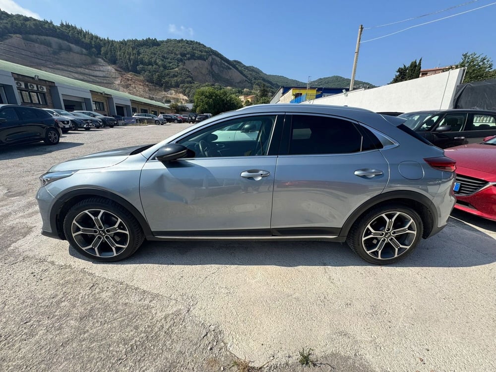 Kia XCeed usata a Salerno (4)