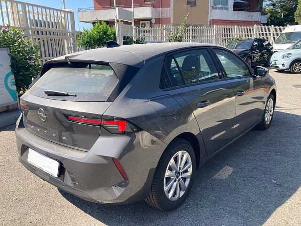 Opel Astra nuova a Messina (4)