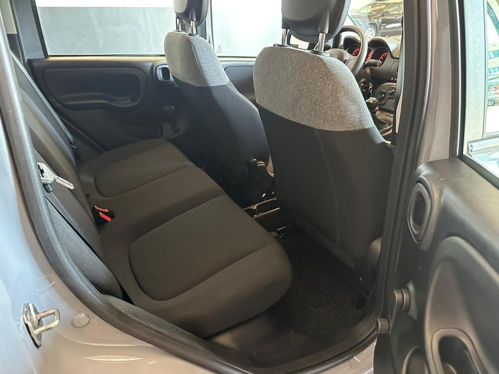 Fiat Panda Cross usata a Milano (13)