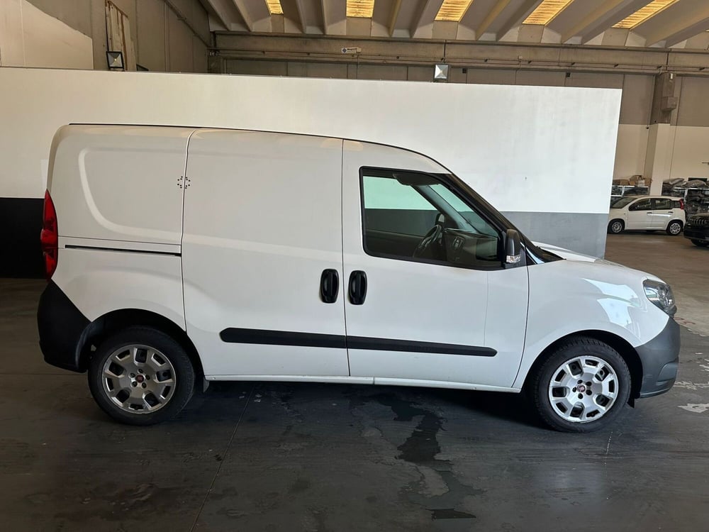 Fiat Doblò Furgone usata a Milano (5)