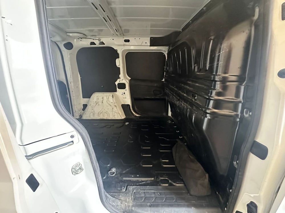 Fiat Doblò Furgone usata a Milano (6)