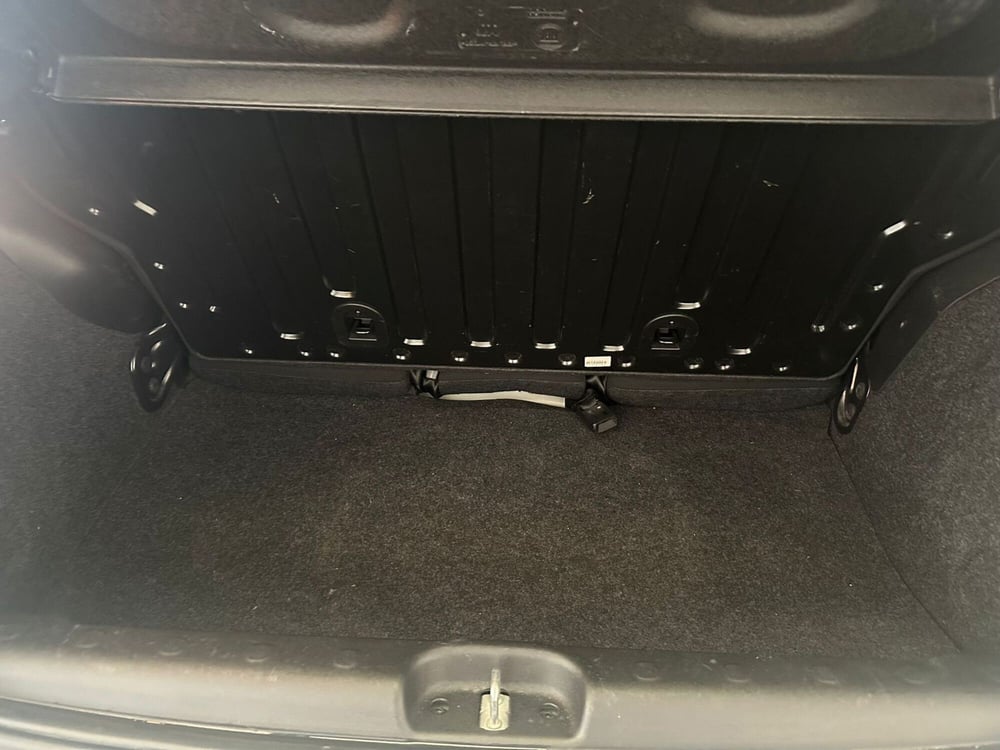 Fiat Panda Cross usata a Milano (9)