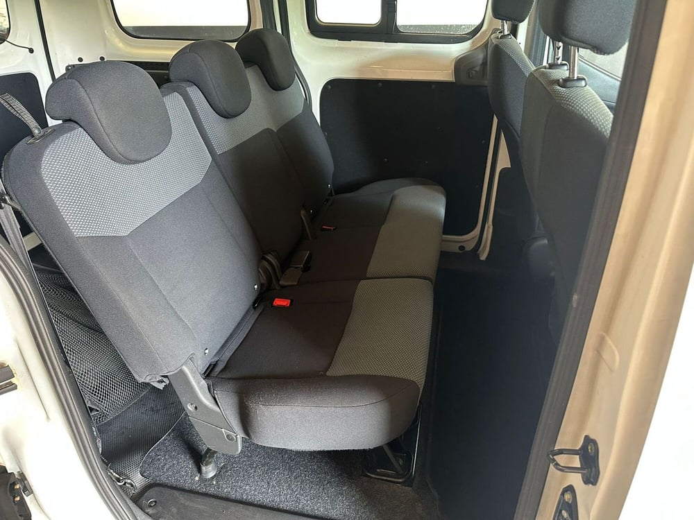 Nissan e-NV200 Evalia usata a Milano (12)