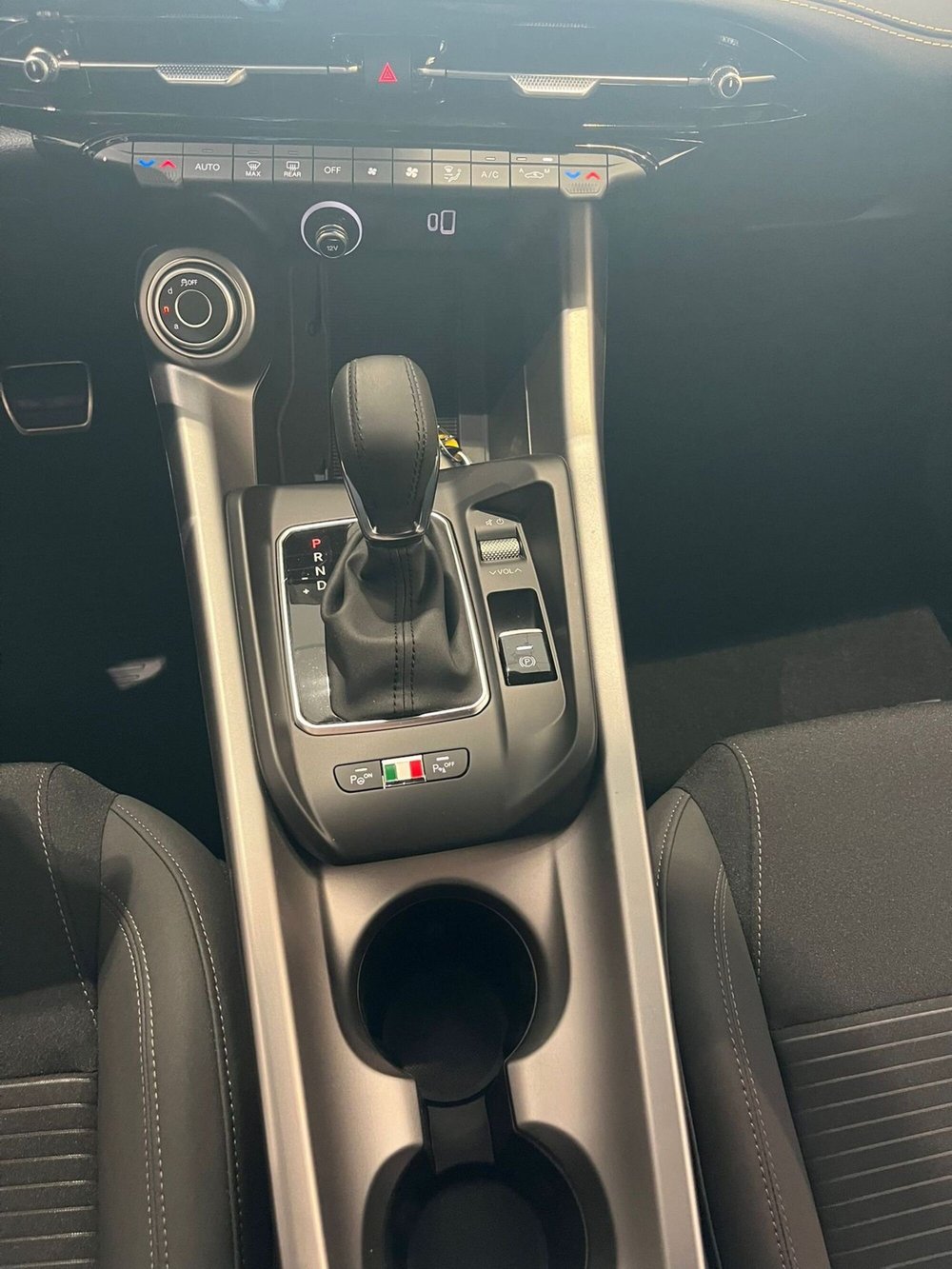 Alfa Romeo Tonale nuova a Milano (19)