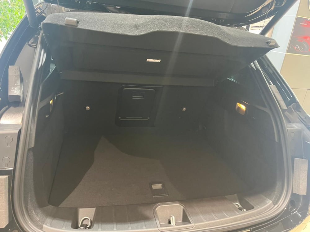 Alfa Romeo Tonale nuova a Milano (9)