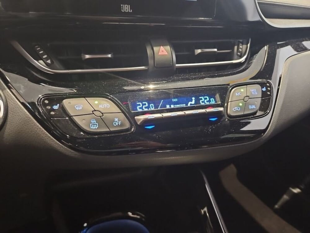 Toyota Toyota C-HR usata a Vicenza (10)