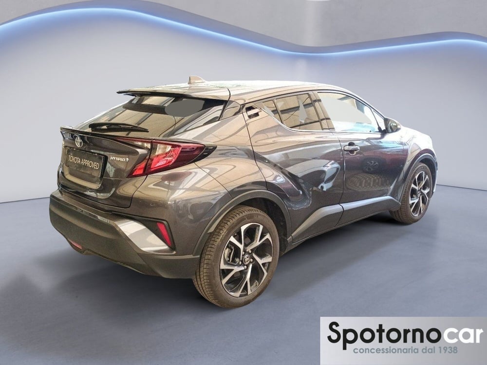 Toyota Toyota C-HR usata a Milano (19)