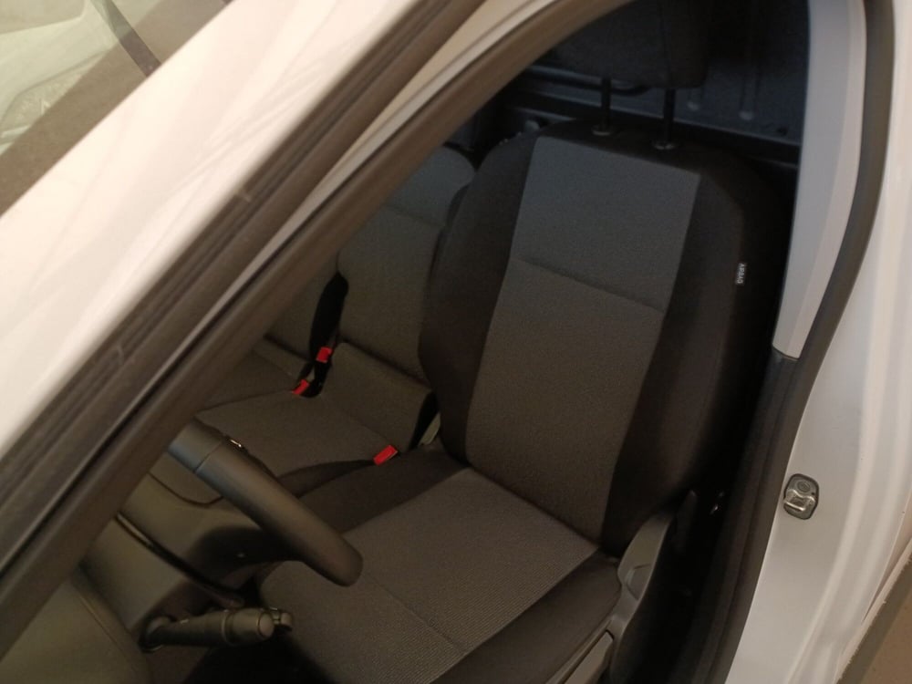 Toyota Proace City Furgone usata a Milano (10)