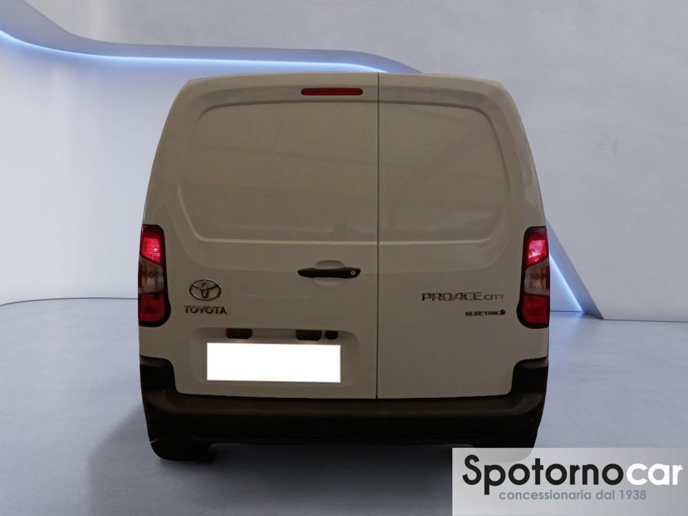 Toyota Proace City Furgone usata a Milano (3)