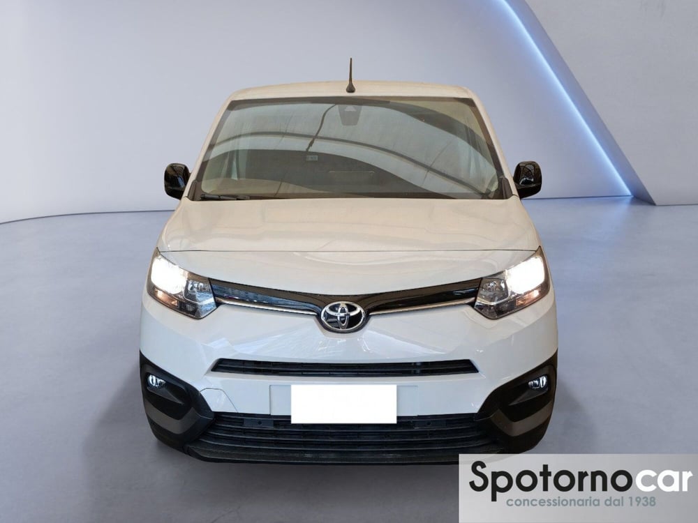 Toyota Proace City Furgone usata a Milano (4)