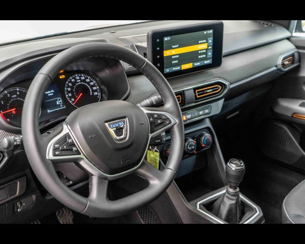 Dacia Sandero usata a Venezia (19)