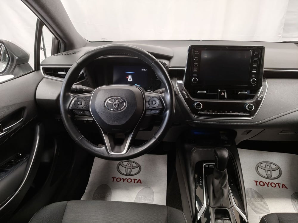 Toyota Corolla Touring Sports usata a Roma (10)