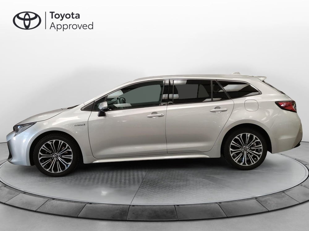 Toyota Corolla Touring Sports usata a Roma (3)