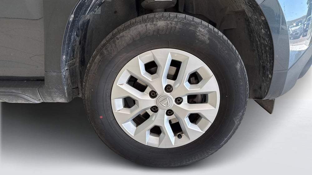 Dacia Duster usata a Viterbo (19)