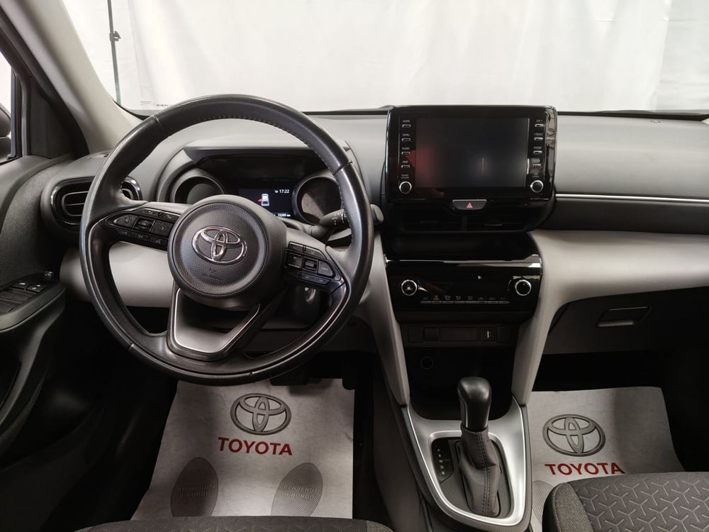 Toyota Yaris Cross usata a Roma (10)