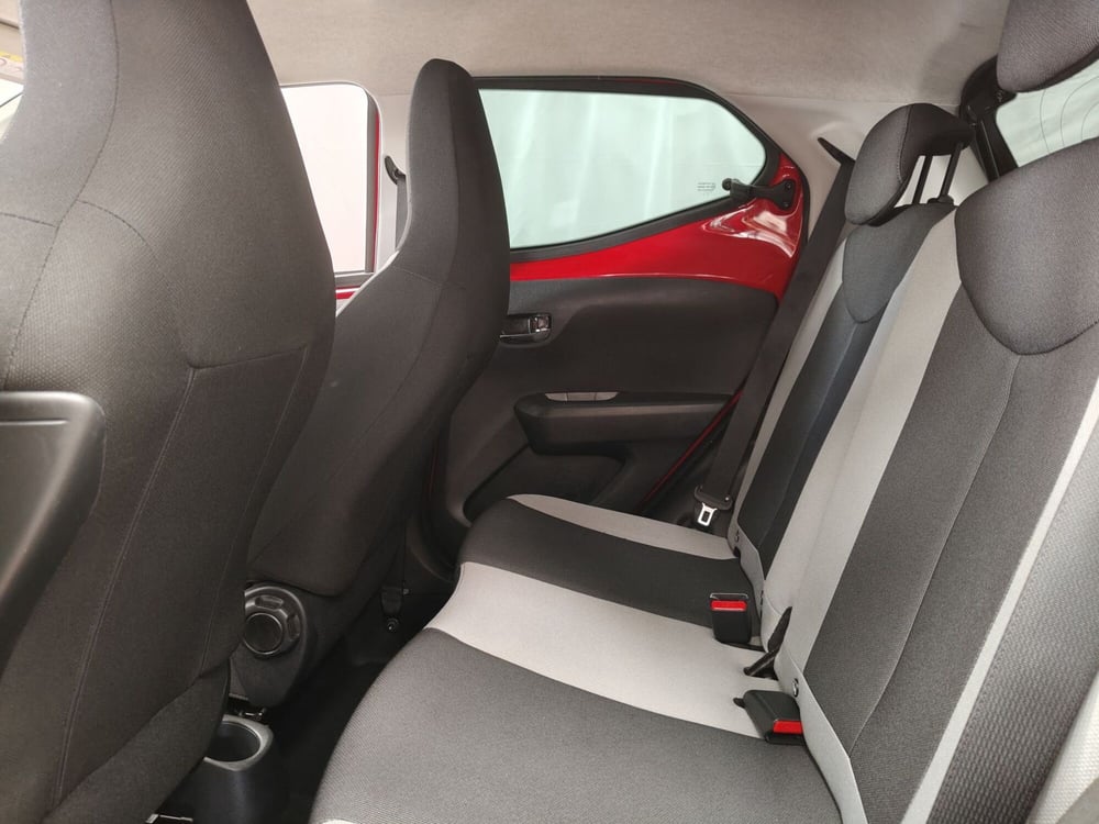 Toyota Aygo usata a Roma (15)