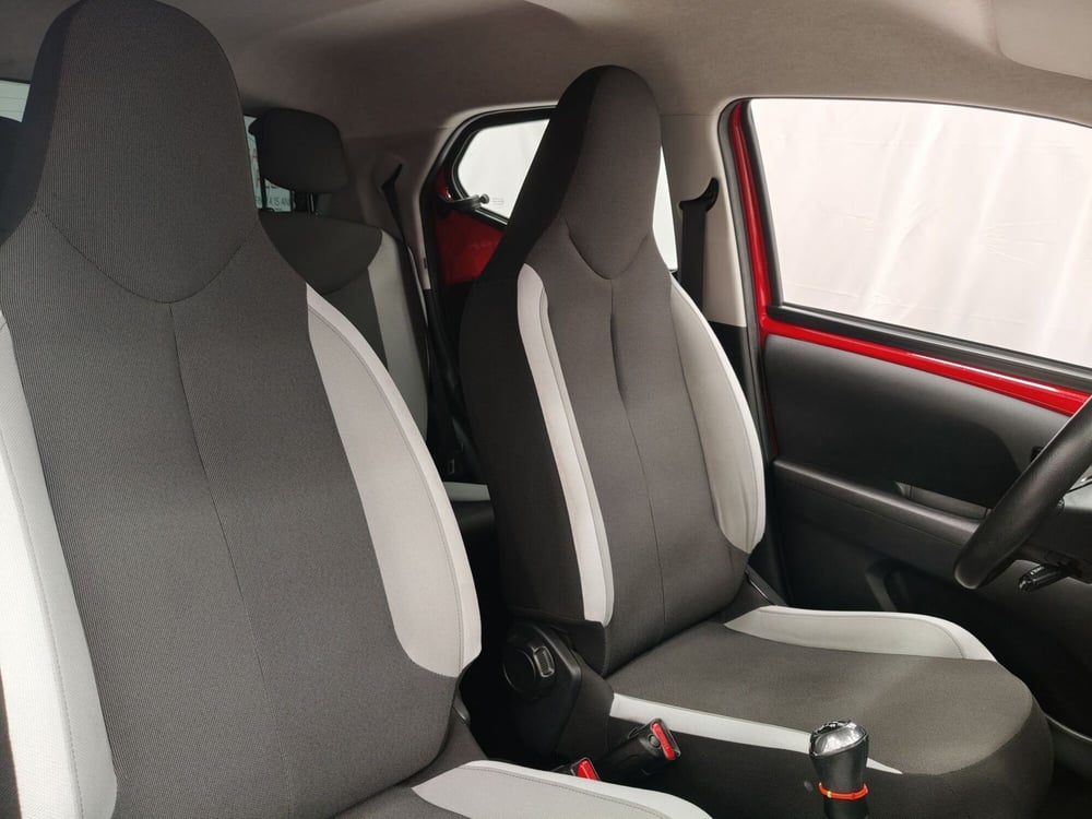Toyota Aygo usata a Roma (7)