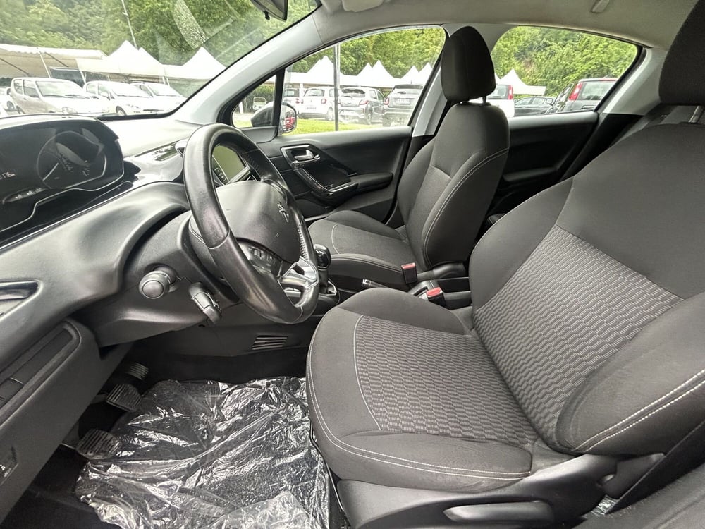 Peugeot 208 usata a La Spezia (10)