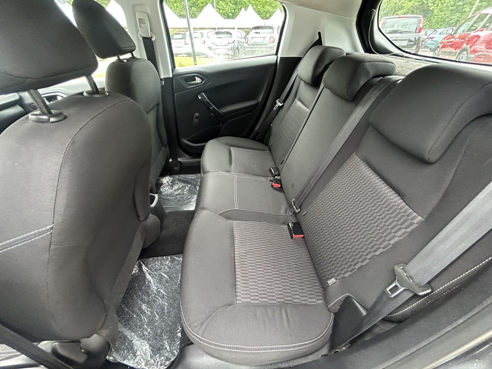 Peugeot 208 usata a La Spezia (17)