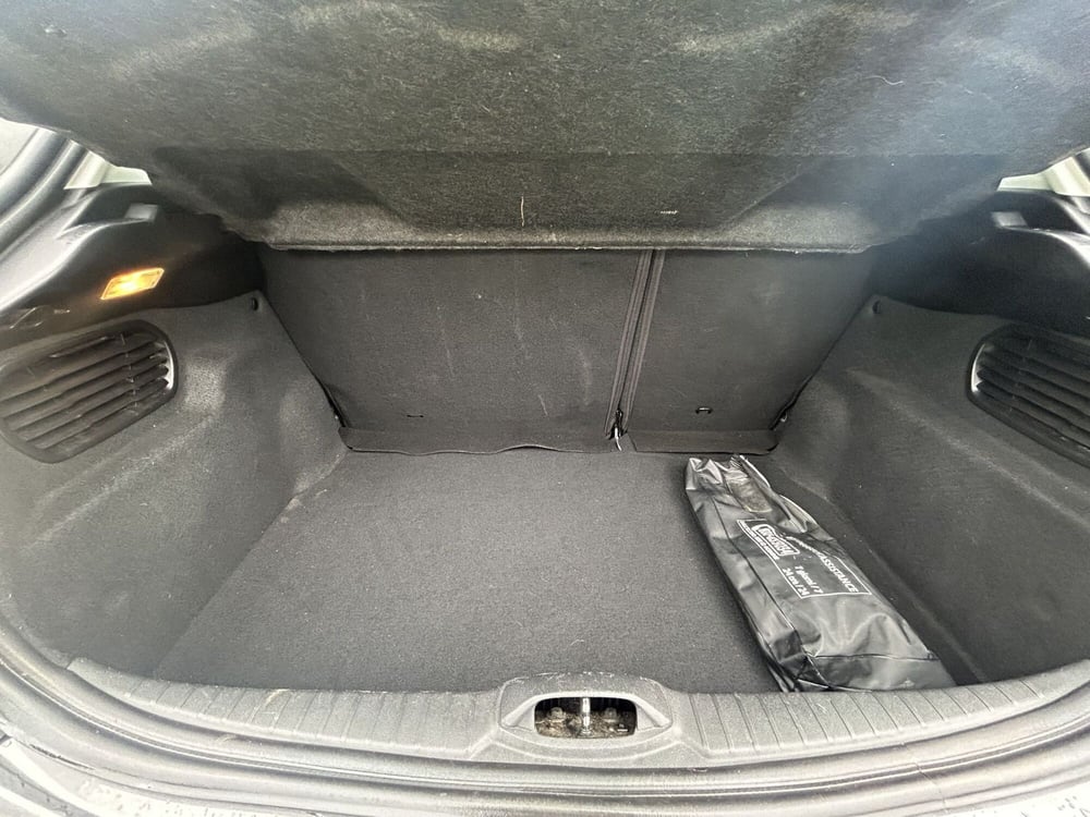 Peugeot 208 usata a La Spezia (18)