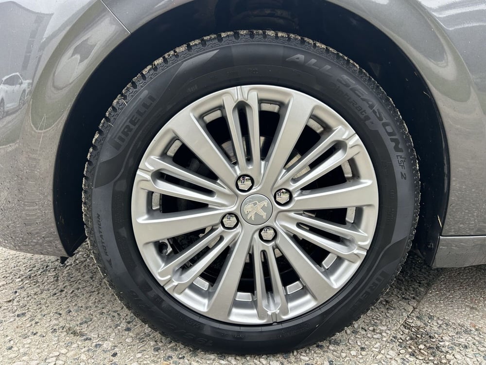 Peugeot 208 usata a La Spezia (9)