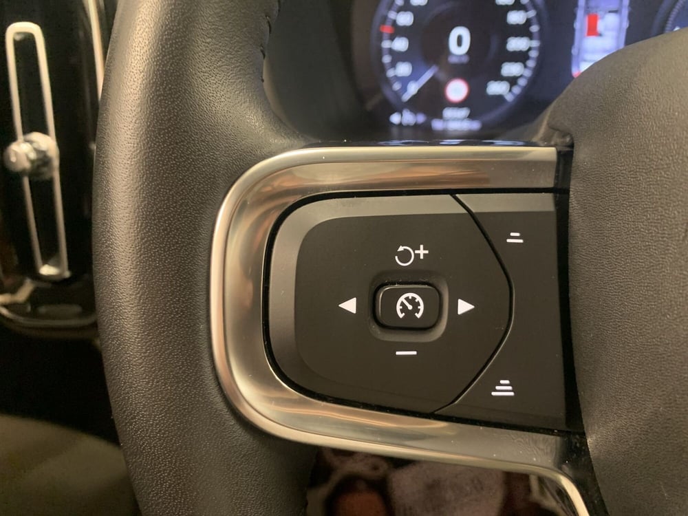 Volvo XC40 usata a Ferrara (13)