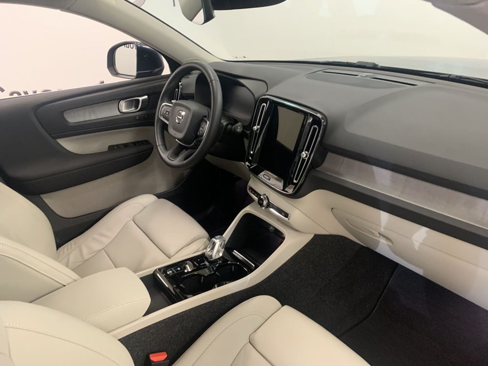 Volvo XC40 usata a Ferrara (15)