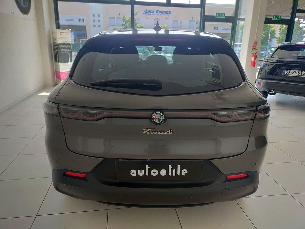 Alfa Romeo Tonale nuova a Reggio Emilia (5)