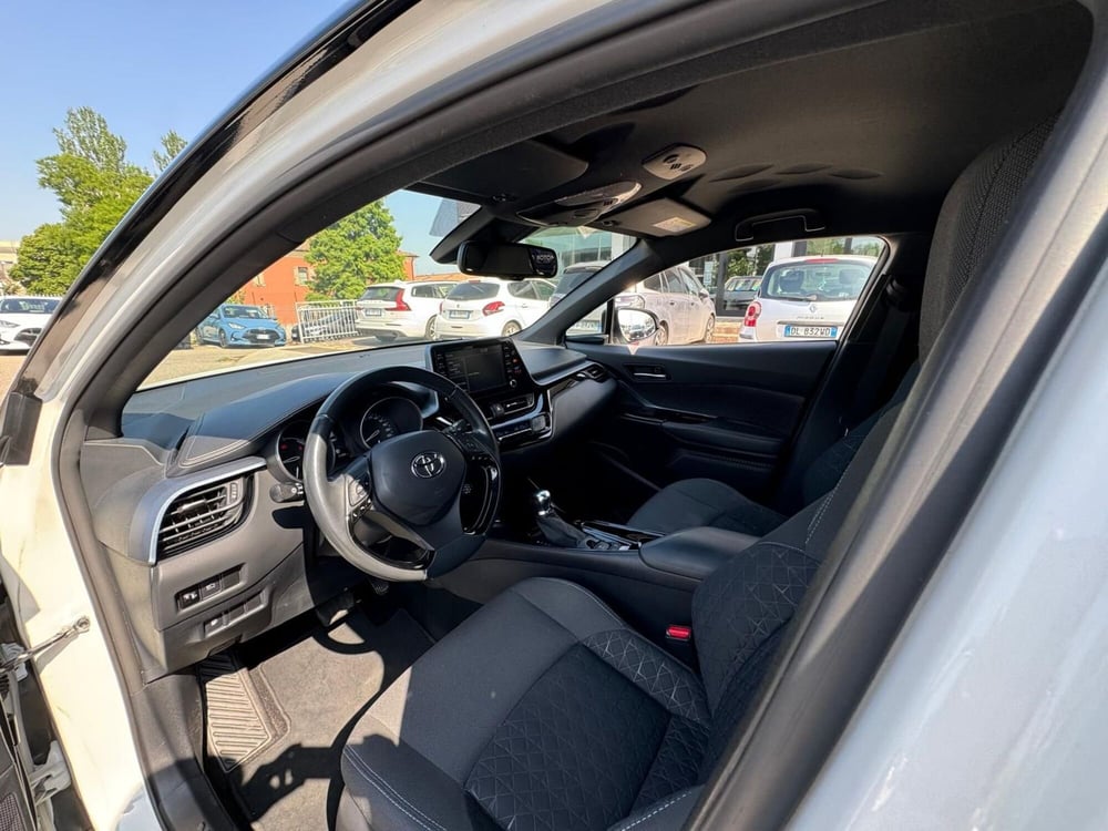 Toyota Toyota C-HR usata a Modena (13)