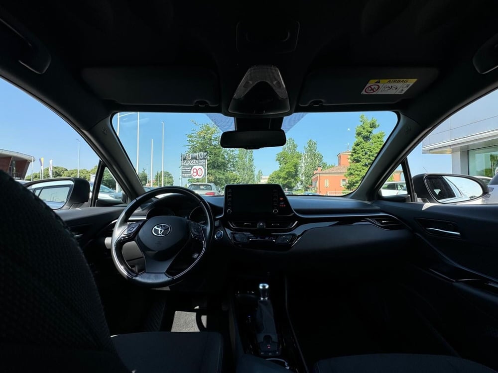 Toyota Toyota C-HR usata a Modena (17)