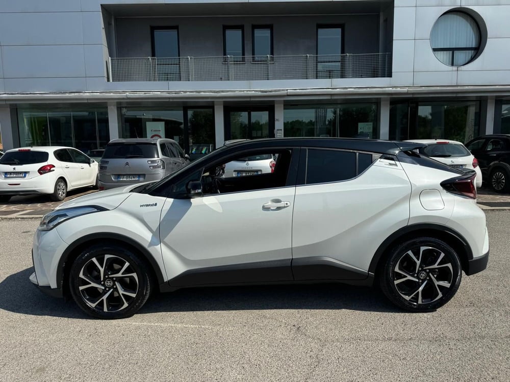Toyota Toyota C-HR usata a Modena (9)
