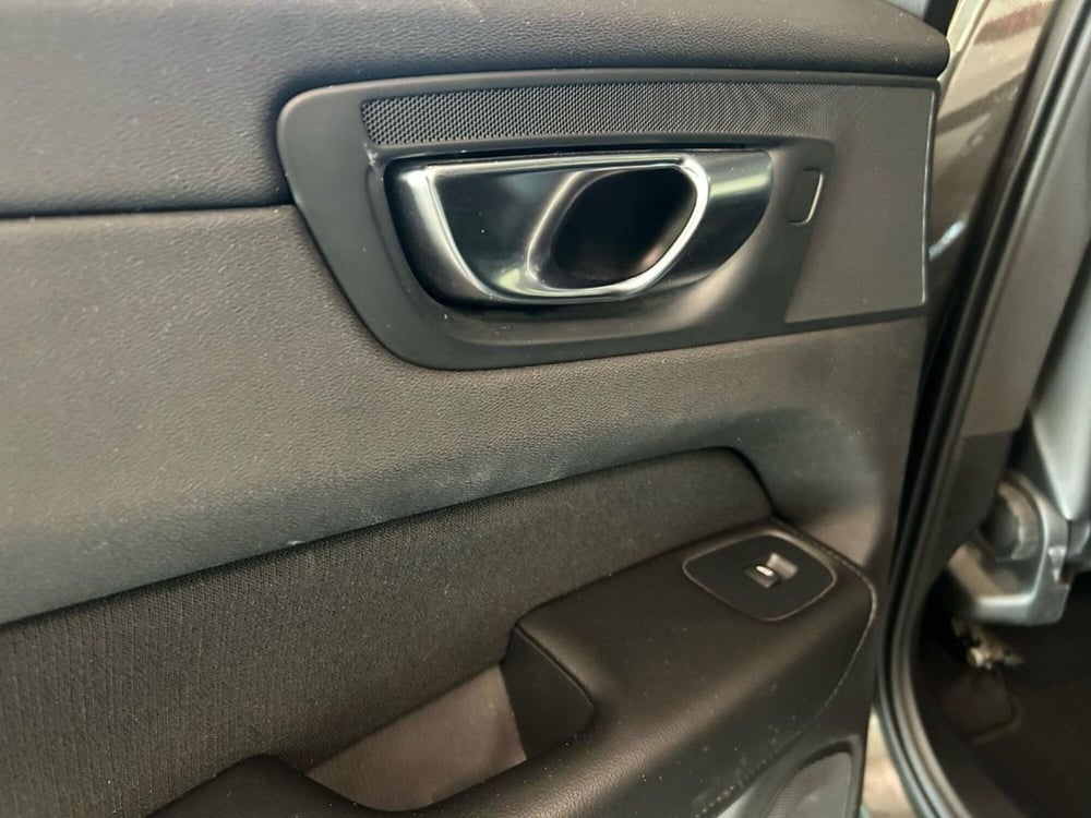Volvo XC60 usata a Firenze (9)